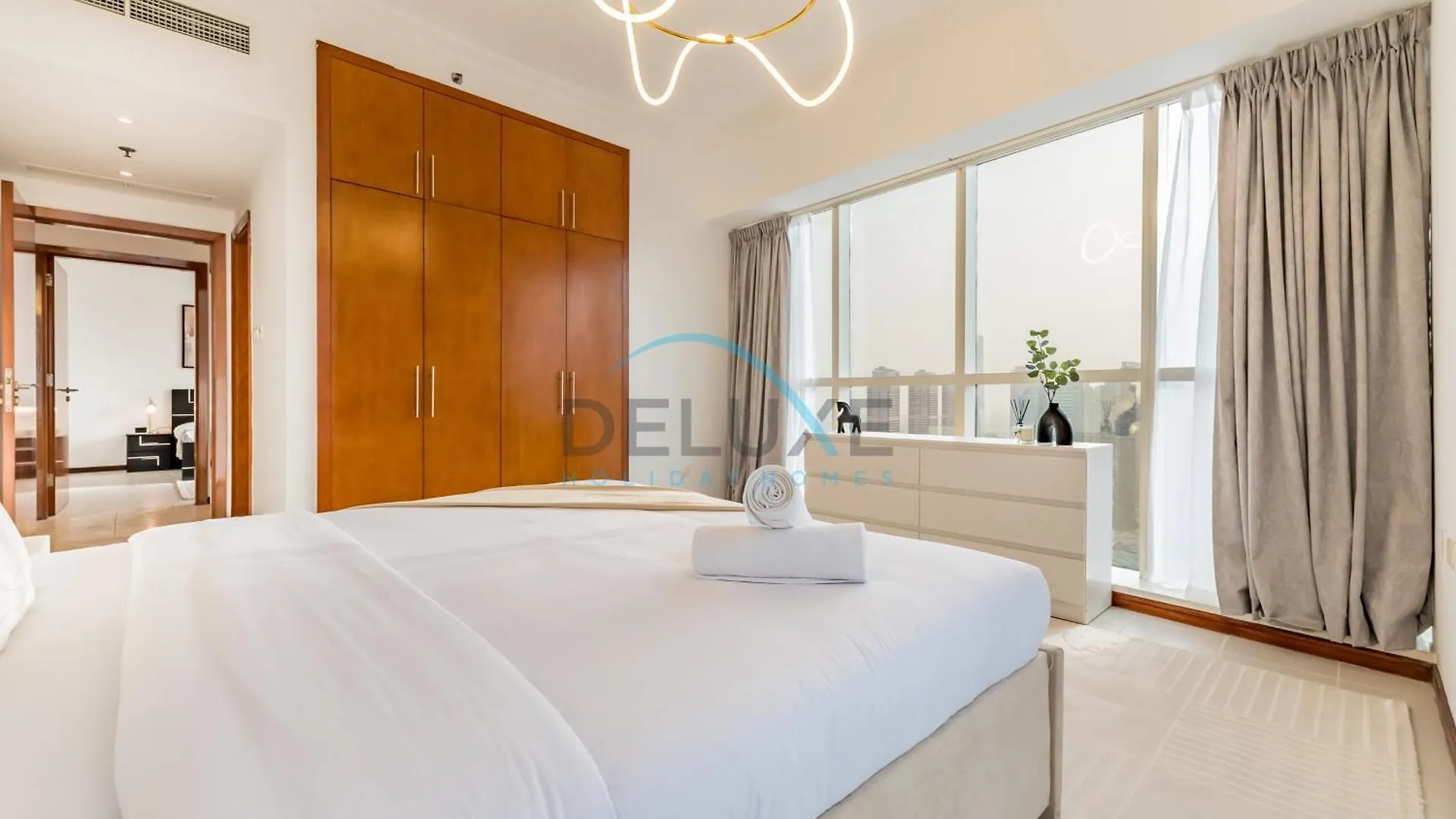 Stunning 2Br With Assistant Room In Mag 214, Jumeirah Lake Towers By Deluxe Holiday Homes Dubai United Arab Emirates