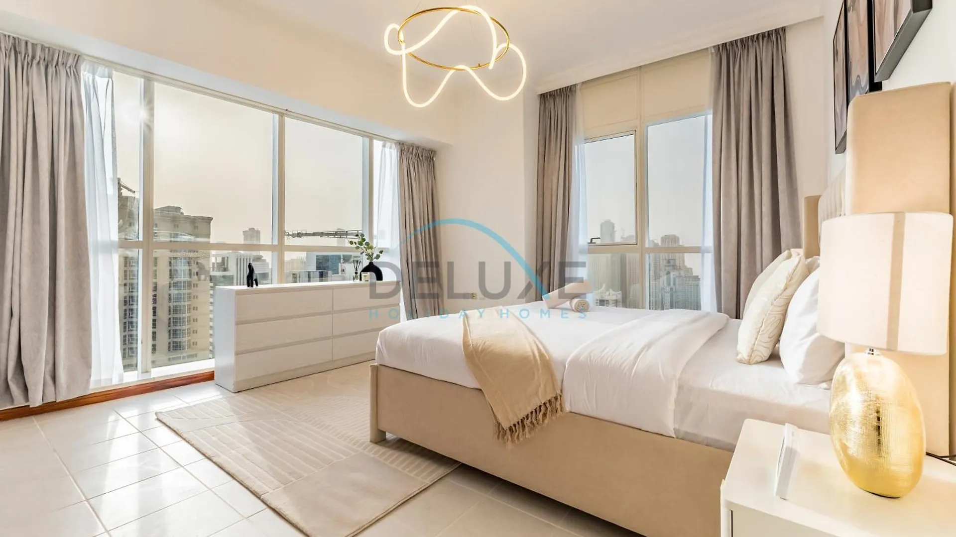 Stunning 2Br With Assistant Room In Mag 214, Jumeirah Lake Towers By Deluxe Holiday Homes Dubai