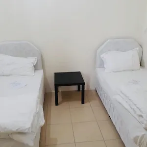 Hostel California, Dubai