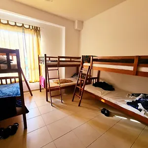 Dxb Backpackers Hostal